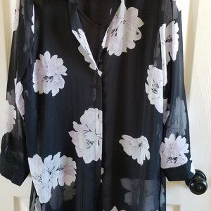 Cleo Blouse Black with Mauve Flowers Size Large